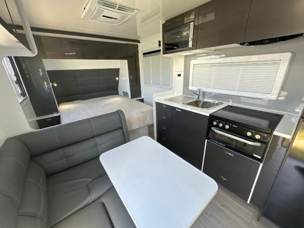 2024 Windsor Wild Semi Off-Road 176Rd Xp image