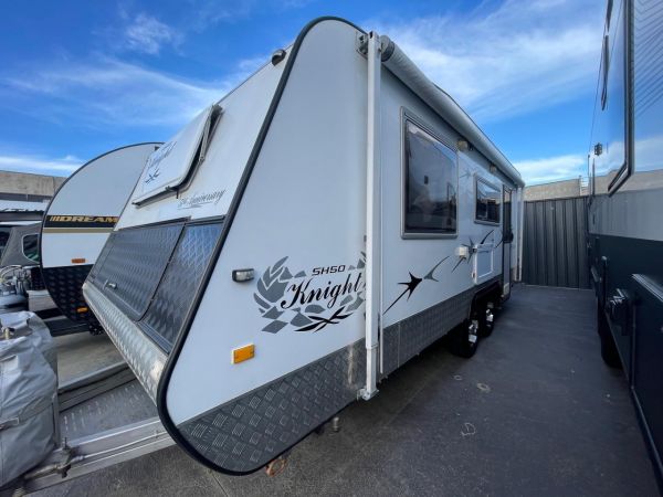 2012 Majestic Knight 19'6ft Couples Van with Ensuite image