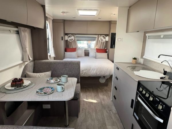 2024 Jayco Journey Caravan 19.61-2.JY-MY24 image