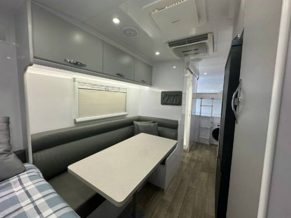 2025 Snowy River Srt18F Off Road Caravan AVAILABLE NOW image