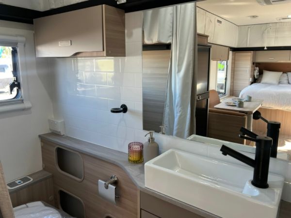 2025 Jayco All Terrain Pop Top 17.55-8.AT-MY25 image