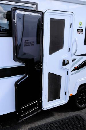 2025 Avan Aspire Caravan 555-1 image