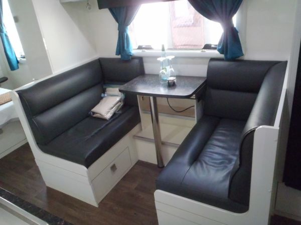 *** REDUCED PRICE *** 2018 Coromal Element 632 Caravan image
