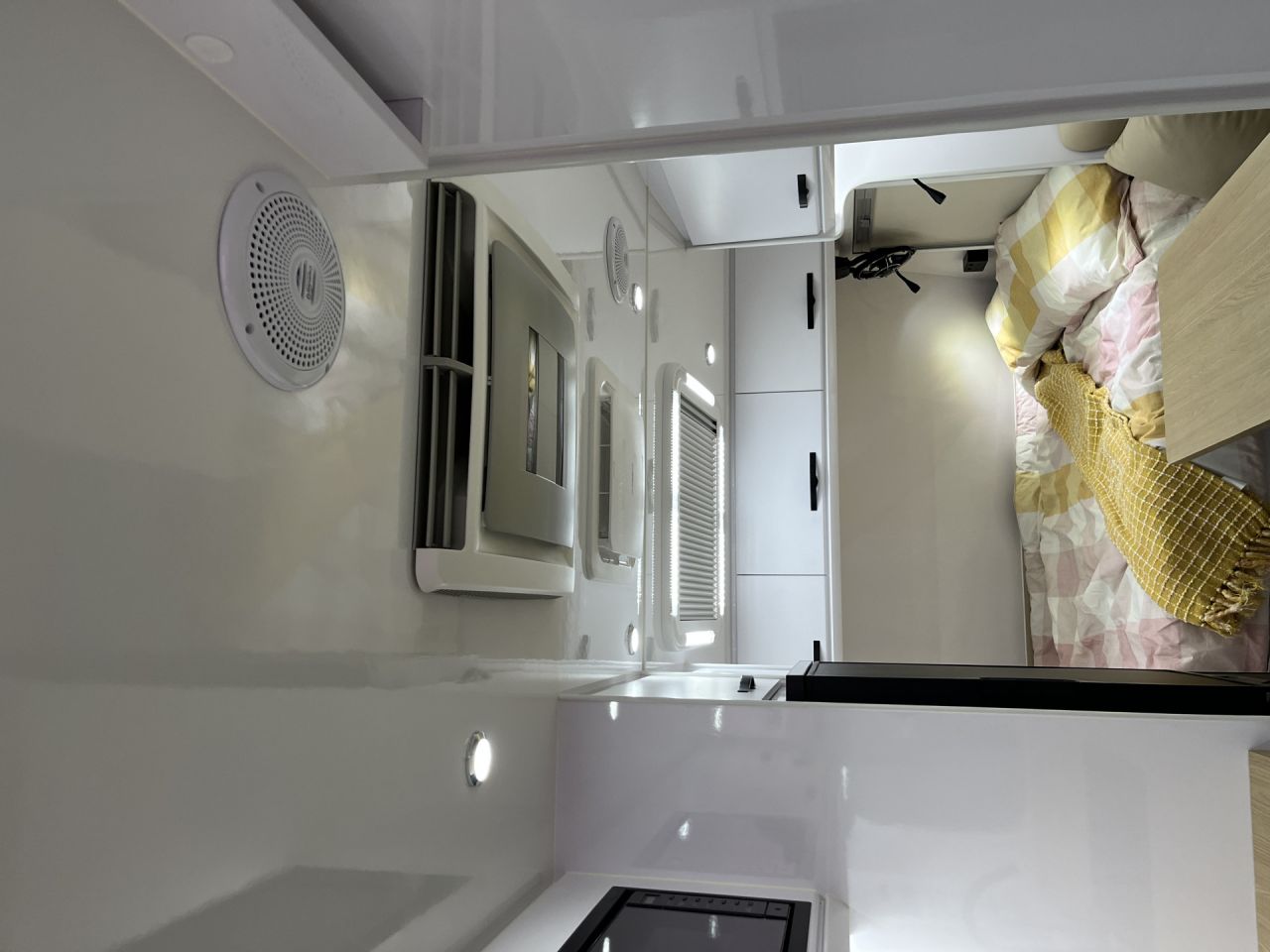 Image for 2025 Snowy River Caravans SRT-18F Caravan 32