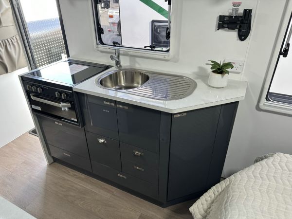 2025 Goldstream 1760 Rhino 3T Caravan 17'6 image