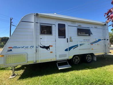 Image for 2013 New Age Manta Ray 18ER Caravan 0