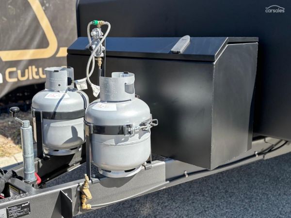 2025 Royal Flair DESIGNER SERIES image