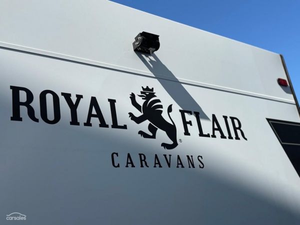 2025 Royal Flair DESIGNER SERIES image