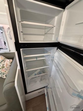 2025 Royal Flair DESIGNER SERIES image