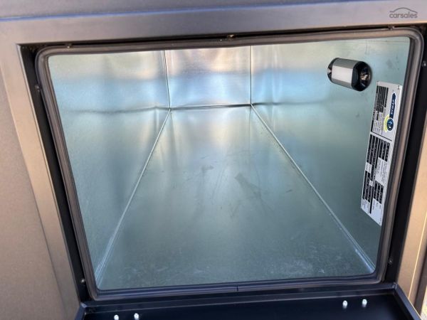 2025 Royal Flair RAZOR XT image