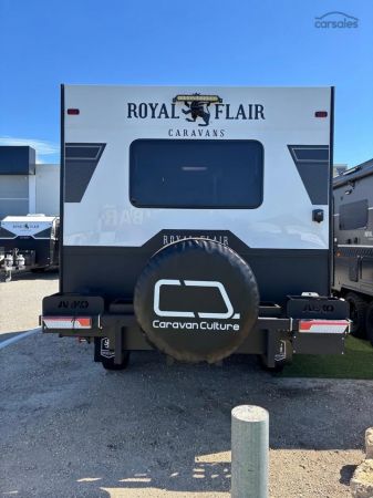 2025 Royal Flair RAZOR XT image