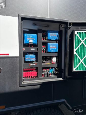 2025 Royal Flair RAZOR XT image