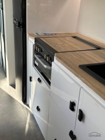 2025 Royal Flair PIAZZA image