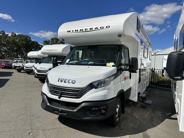 2024 Winnebago Burleigh Motorhome 6 BERTH image