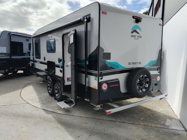 2025 Snowy River SRC21 Full Ensuite Semi Off Road image