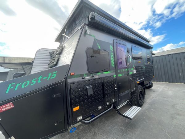 2024 Arctic Campers Frost 15 Bunk Extreme image