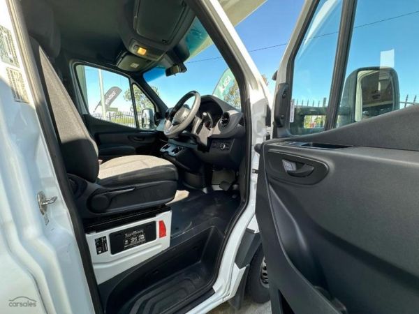 2021 Kea River M721 6 Berth image