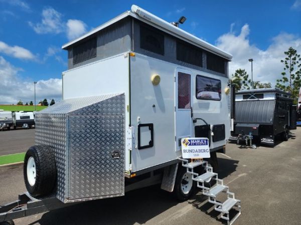 2023 Trailblazers Overlander Slide on IVECO image