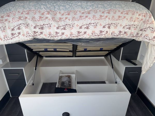 *** Reduced Price *** 2019 New Age Road Owl 18 BE Caravan image