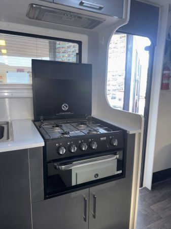 *** Reduced Price *** 2019 New Age Road Owl 18 BE Caravan image