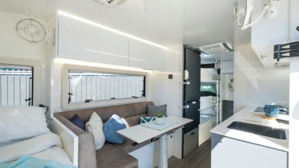 Vision RV Elysium Caravan image