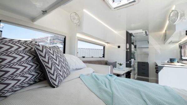 Vision RV Elysium Caravan image