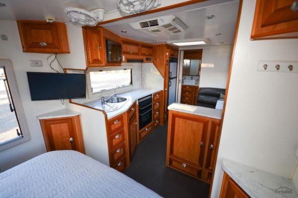 2015 JB Caravans Dirt Roader image