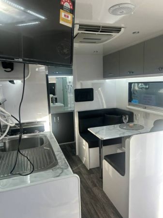 2025 Snowy River Srt18 Caravan SRT18 image