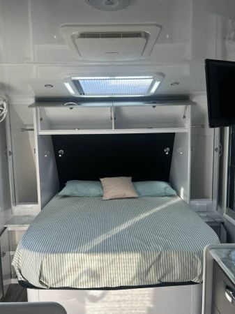 2025 Snowy River Srt18 Caravan SRT18 image