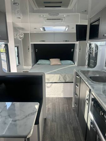 2025 Snowy River Srt18 Caravan SRT18 image