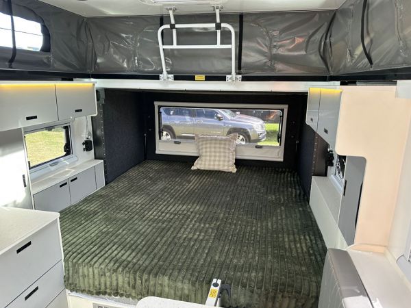 2025 Windsor Rapid 13 Pop Top image