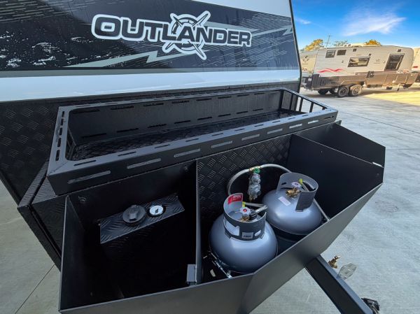 2025 Essential Caravans Outlander Caravan V1.0 - 17'4 image