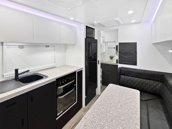 2025 Essential Caravans Outlander Caravan V1.0 - 17'4 image