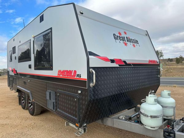 2018 Great Aussie Emerald Semi Off Road Caravan image