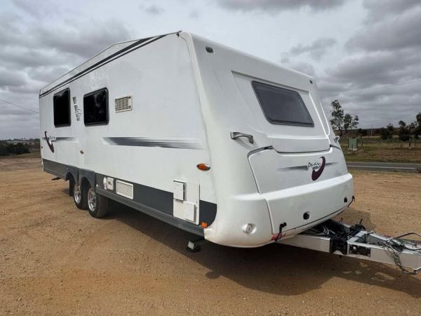 2010 Avan EUROSTAR Caravan image