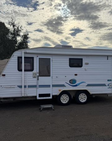 2004 Jayco Freedom Expander image