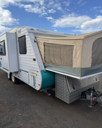 2004 Jayco Freedom Expander image