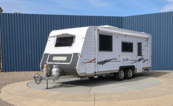 2010 Royal Flair Designer S2 image