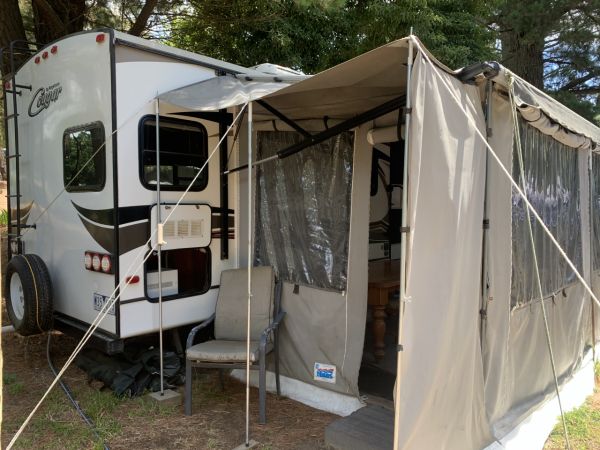 2014 Keystone Cougar Expander image