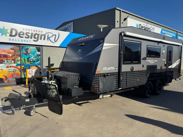 2019 Atlantic Caravans SIGNATURE SERIES SEMI OFF-ROAD image
