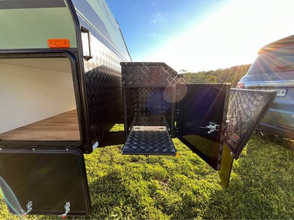 2025 Great Escape: XL 22.6 Escape – Semi Off Road  image