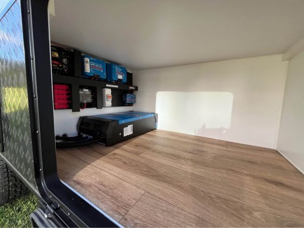 2025 Great Escape: XL 22.6 Escape – Semi Off Road  image