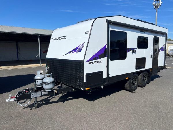 NEW 2025 Majestic Sierra 18'6 Caravan image