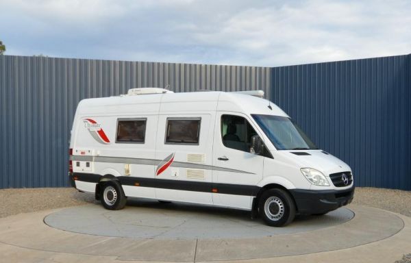 2009 Mercedes-Benz Sprinter Ultimate image