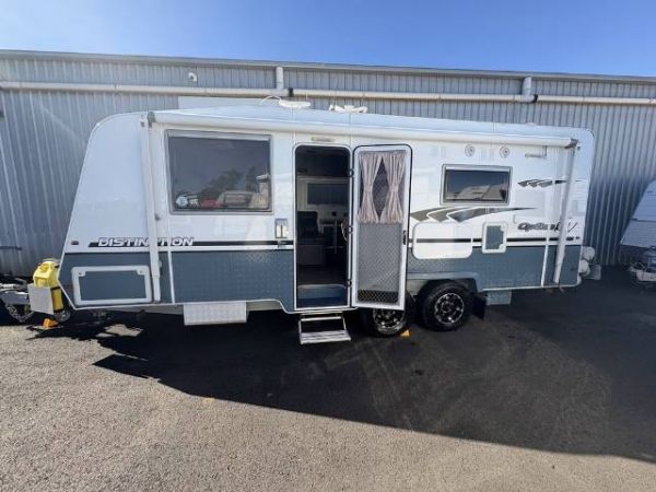 2015 Option RV Distinction Caravan image