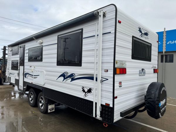 2013 Golden Eagle elite bunk van image