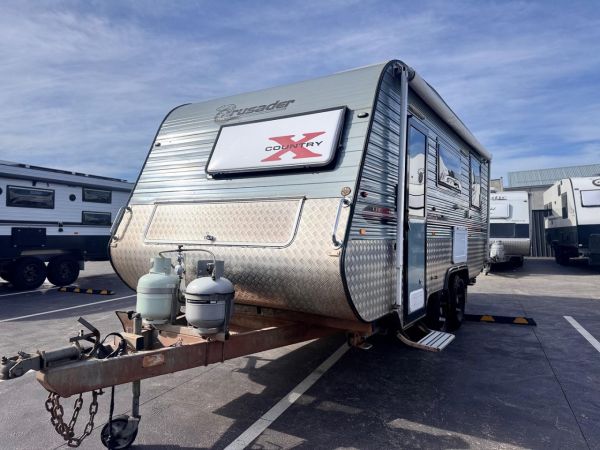 2012 Crusader X-Country 19'6ft Off-Road Couples Van - IMMEDIATE DELIVERY image