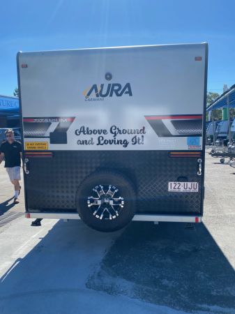 2019 Aura Titanium Caravan image