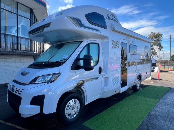 2025 Avan Ovation image