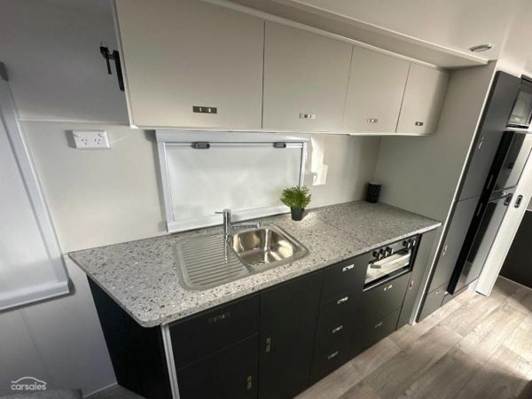 2025 Design RV Crx V5-2 image